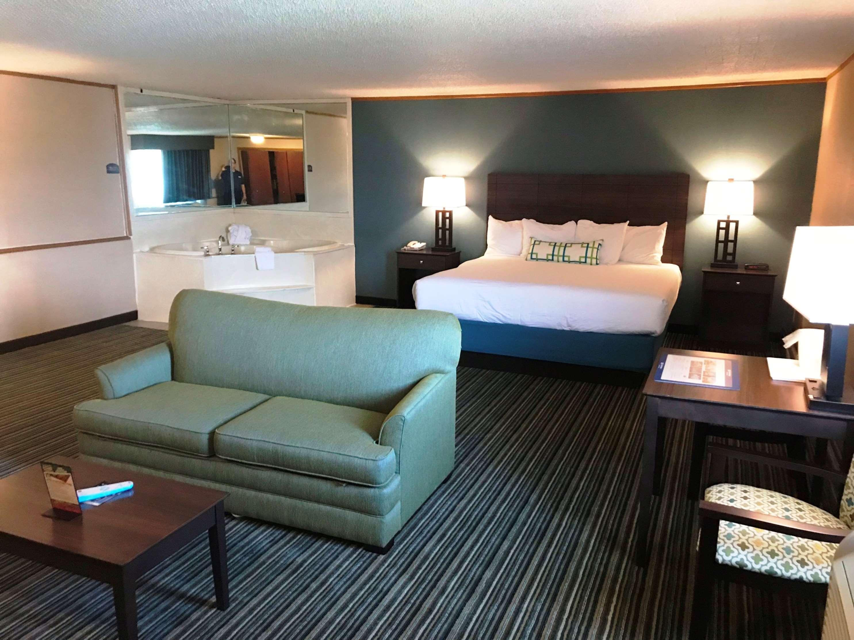 Best Western Woodhaven Inn Luaran gambar